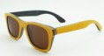 Gafas de madera amarillo y évano